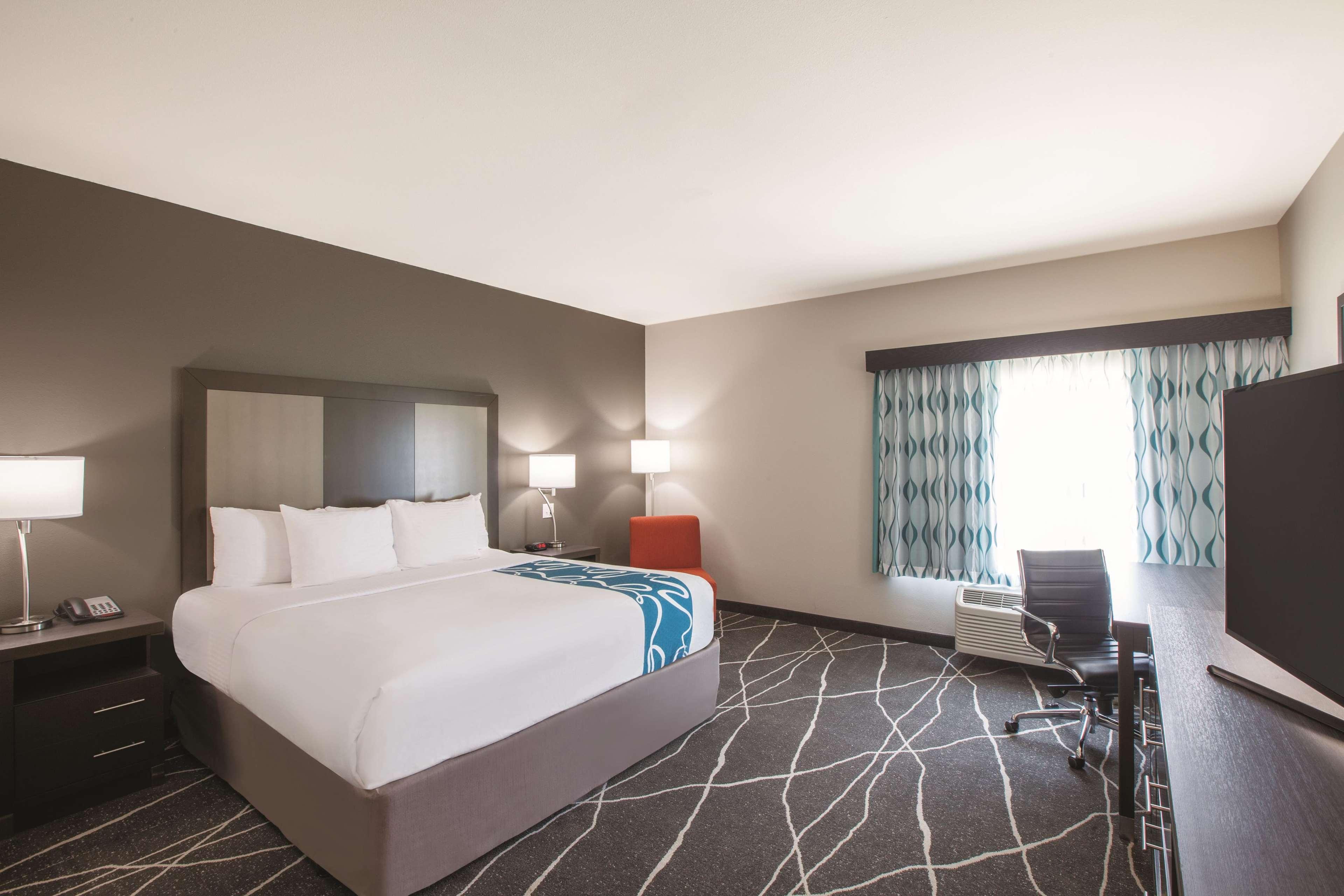 Готель La Quinta By Wyndham Tulsa Брокен-Ерров Екстер'єр фото