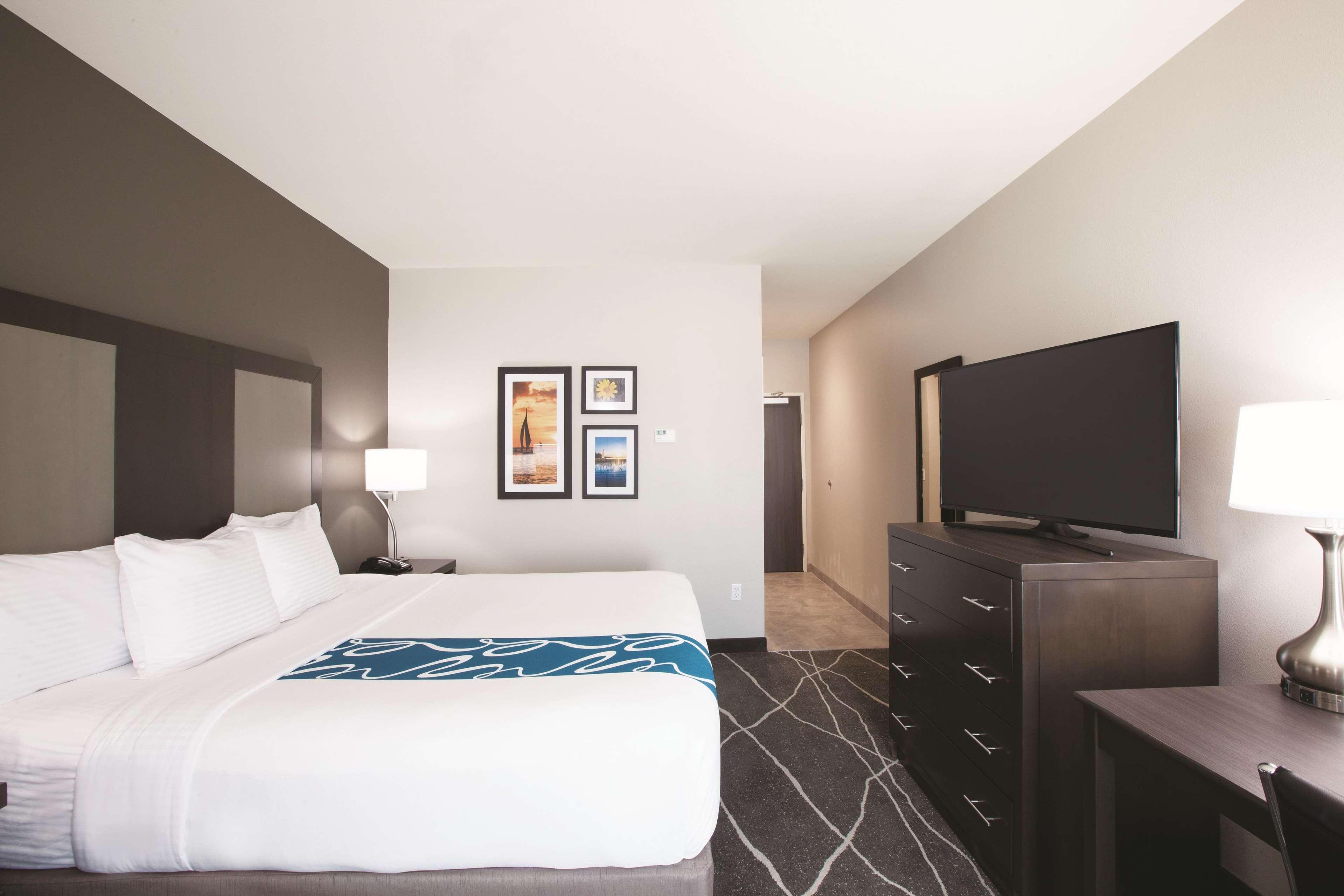 Готель La Quinta By Wyndham Tulsa Брокен-Ерров Екстер'єр фото