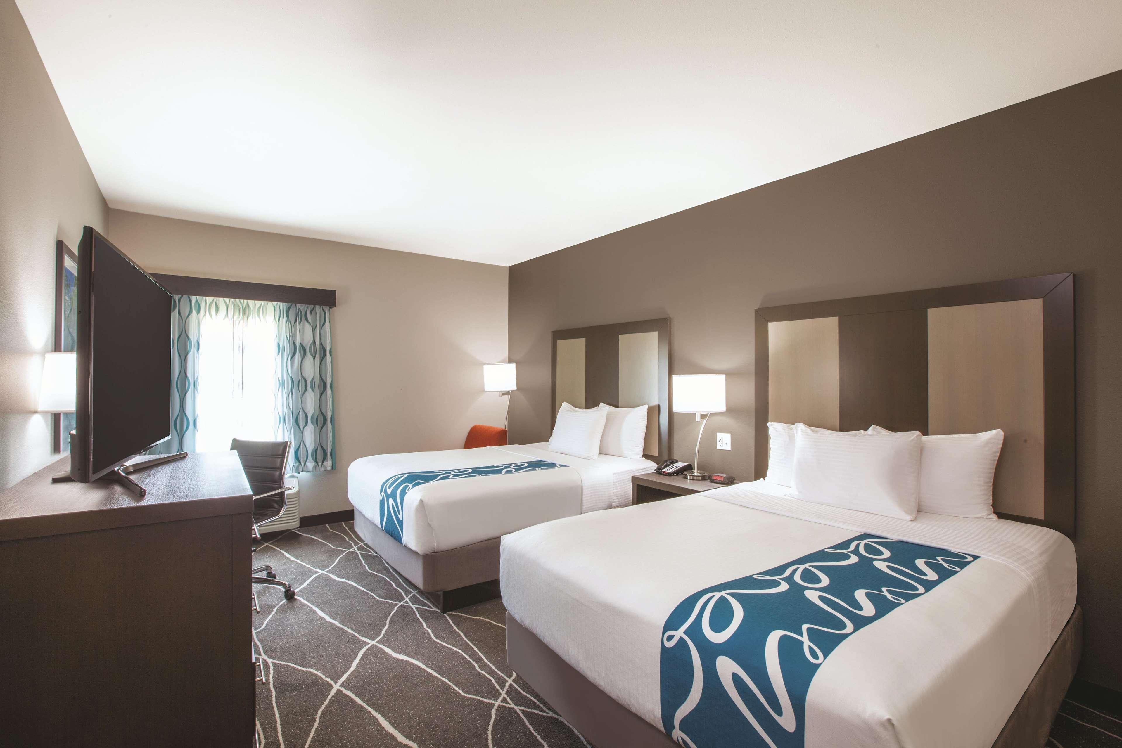 Готель La Quinta By Wyndham Tulsa Брокен-Ерров Екстер'єр фото